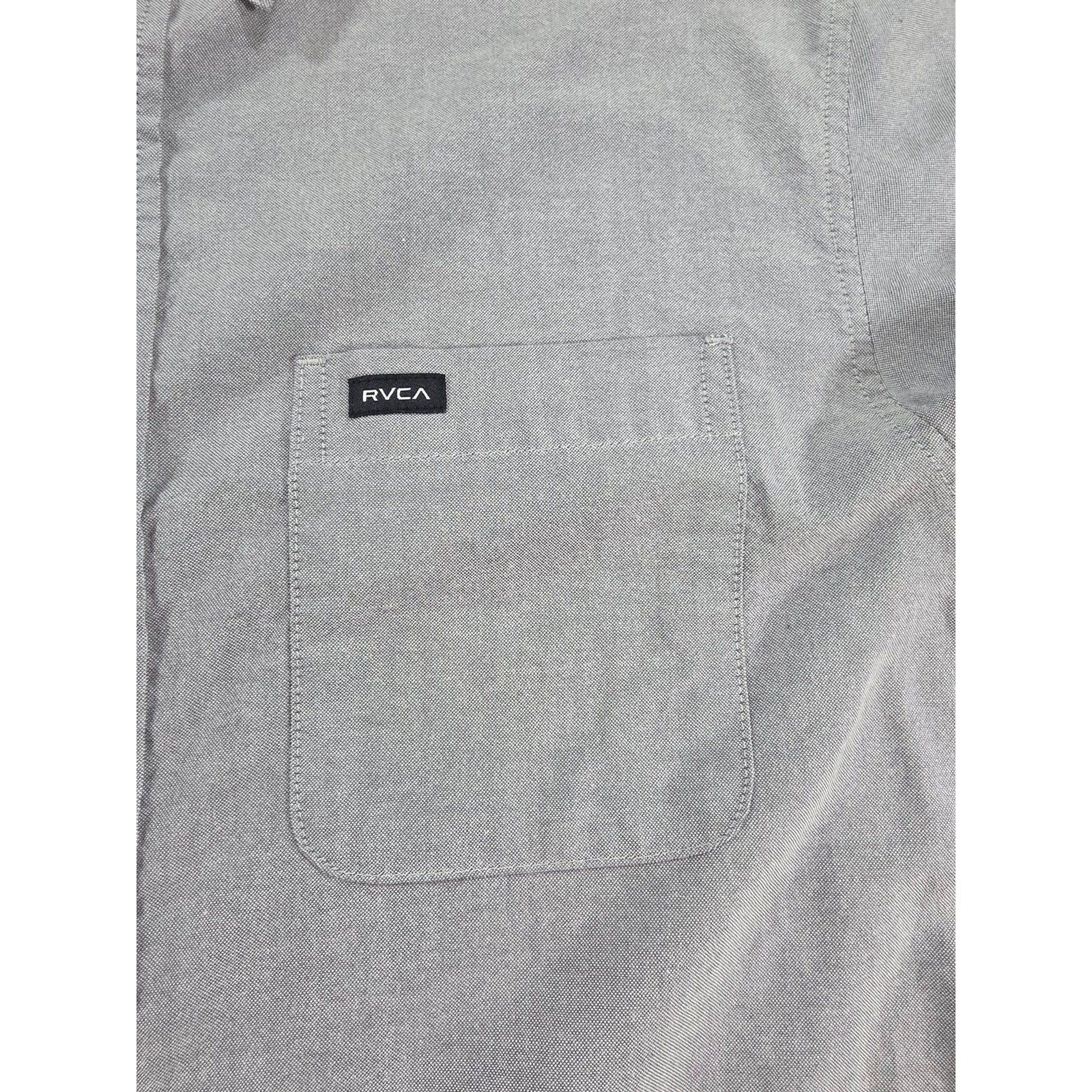 RVCA Slim Fit Short Sleeve Button Down Shirt Grey – M