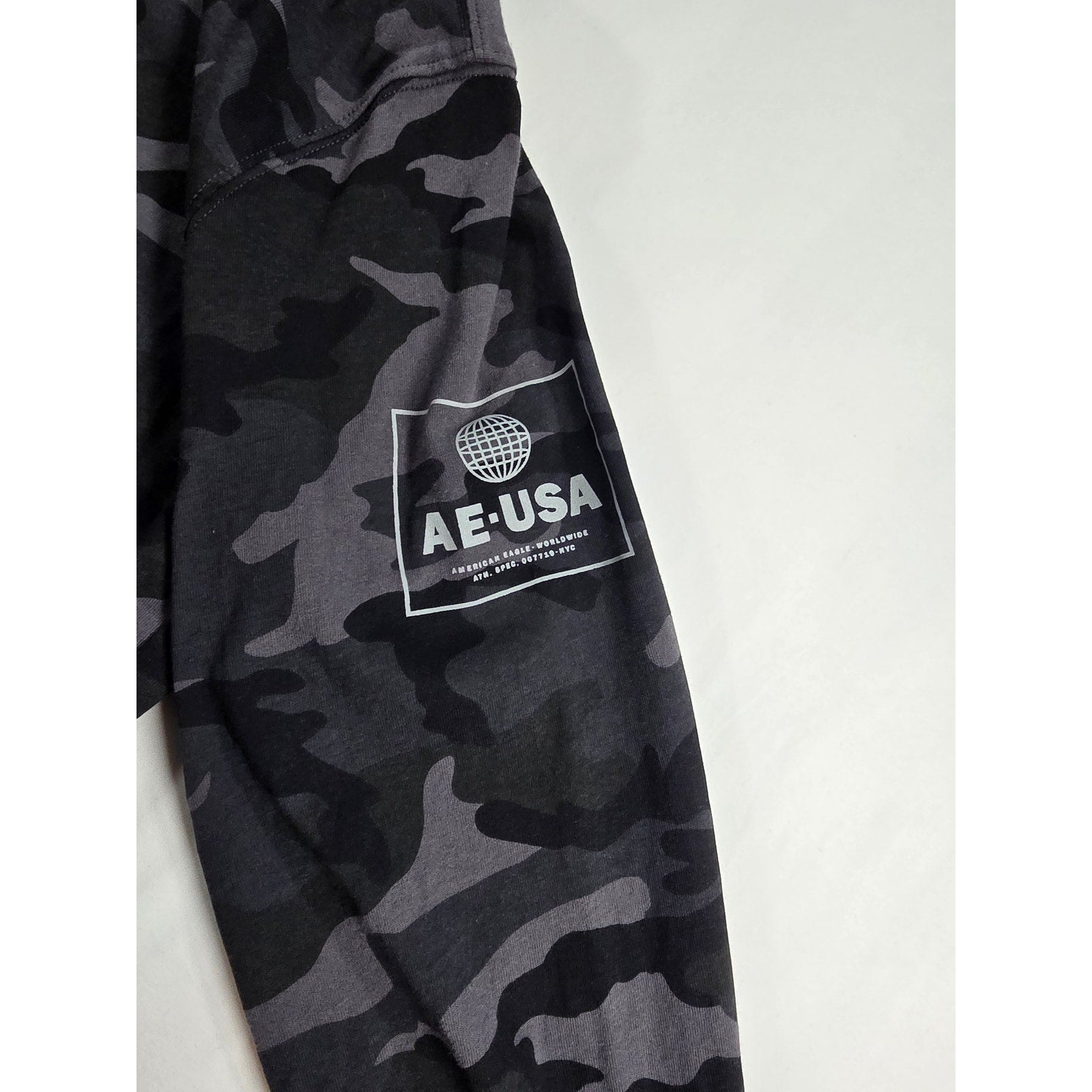 American Eagle Camo Hoodie Black – M