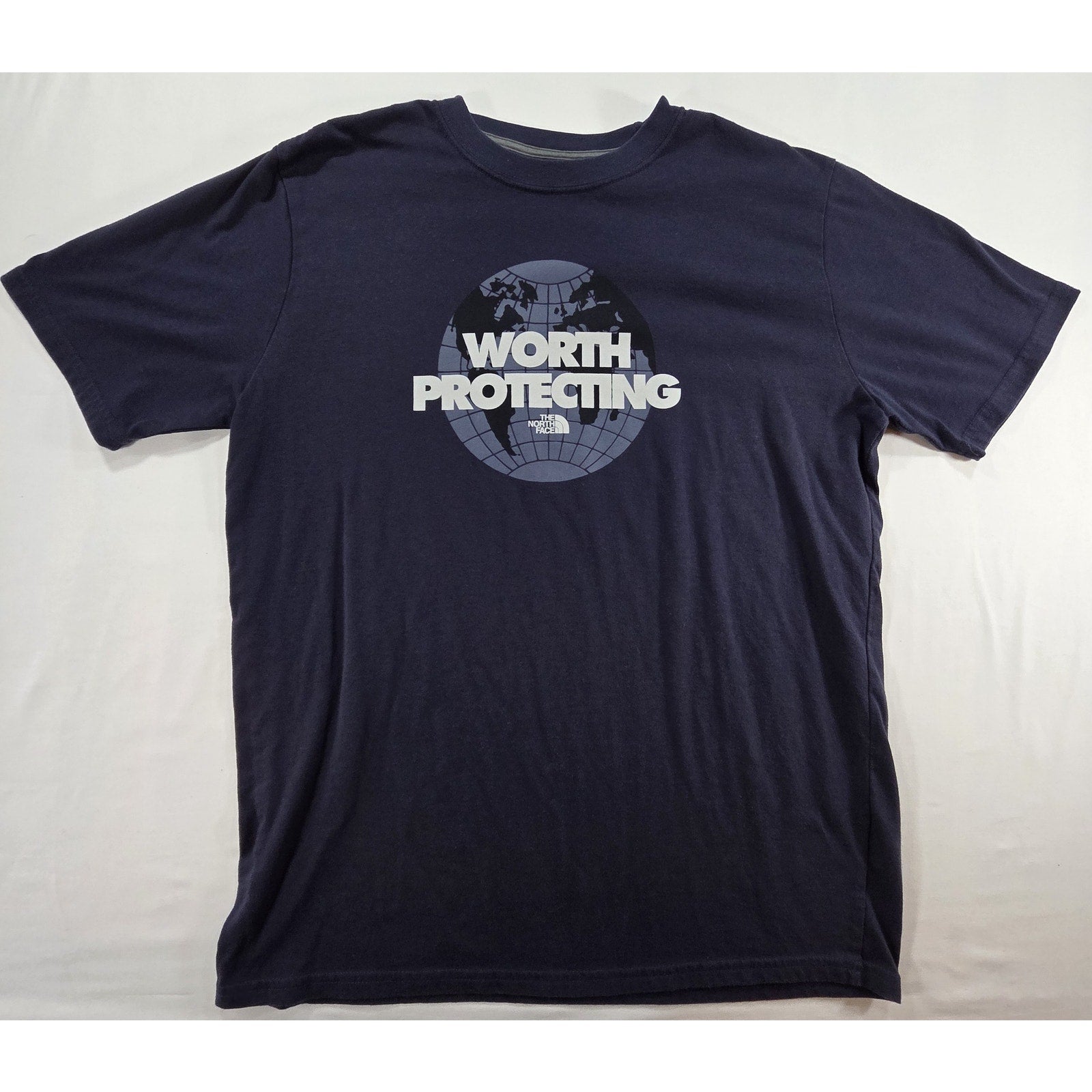 The North Face Worth Protecting Graphic T Shirt Navy – L
