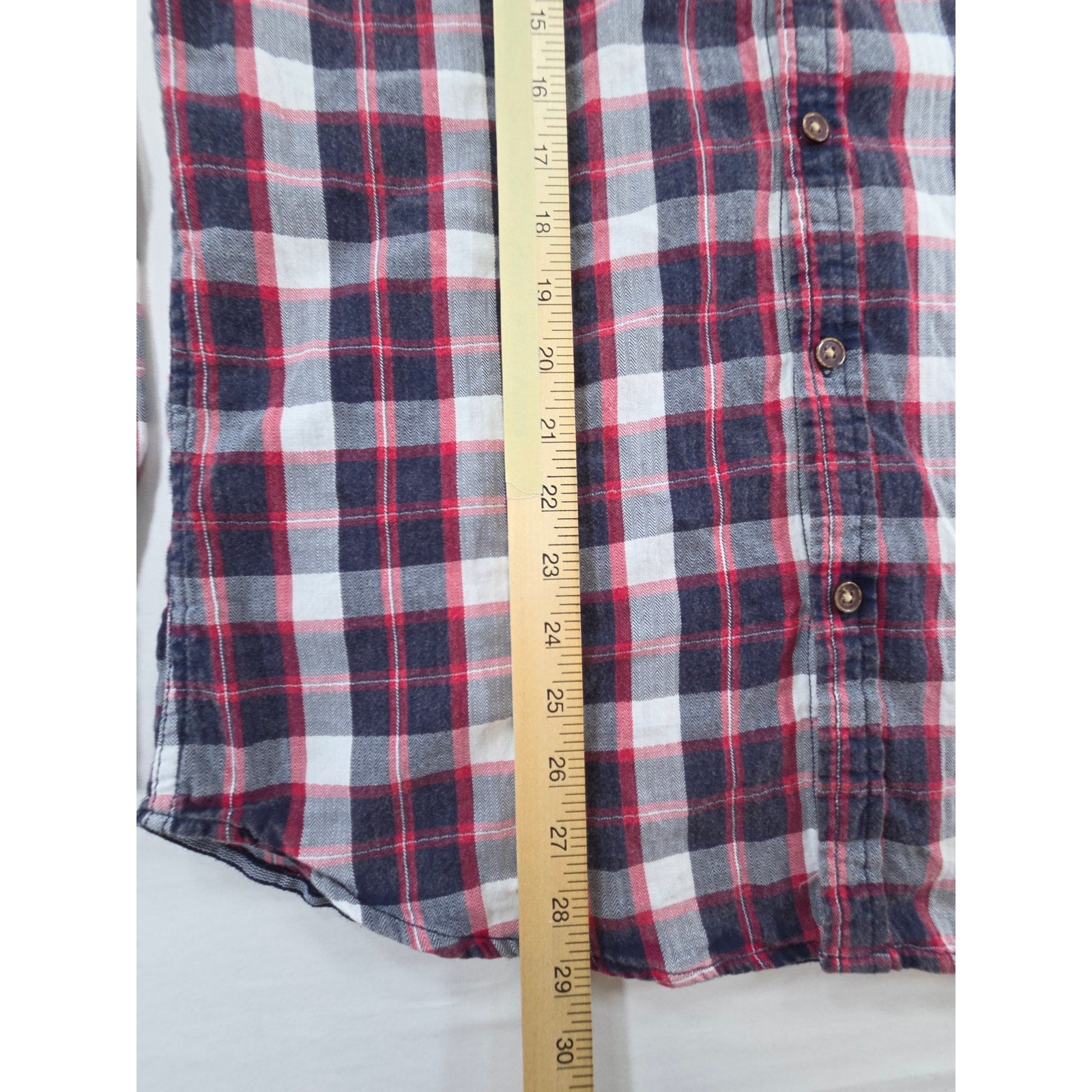 Broken Threads Plaid Long Sleeve Button Up Shirt – L