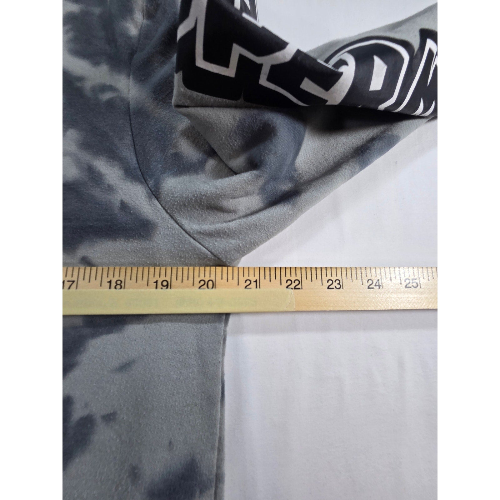 Super Mario Graphic Hoodie Grey – M