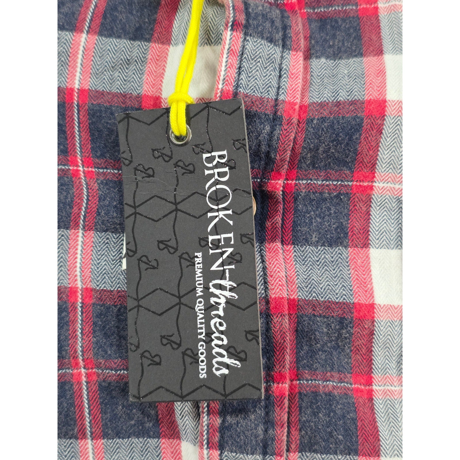 Broken Threads Plaid Long Sleeve Button Up Shirt – L