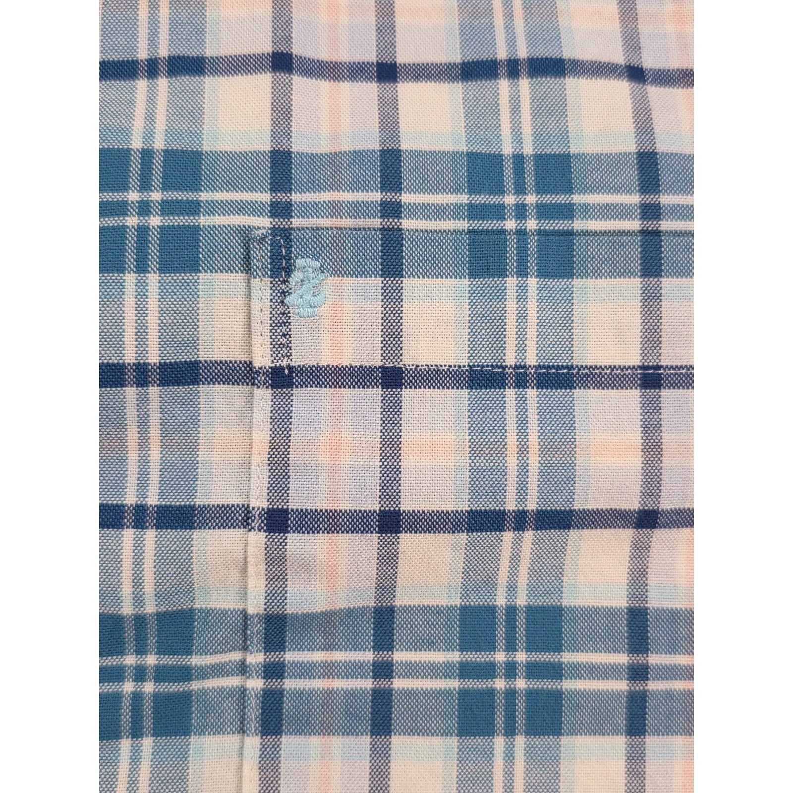 IZOD Saltwater Stretch Plaid Button Down Shirt – Size M