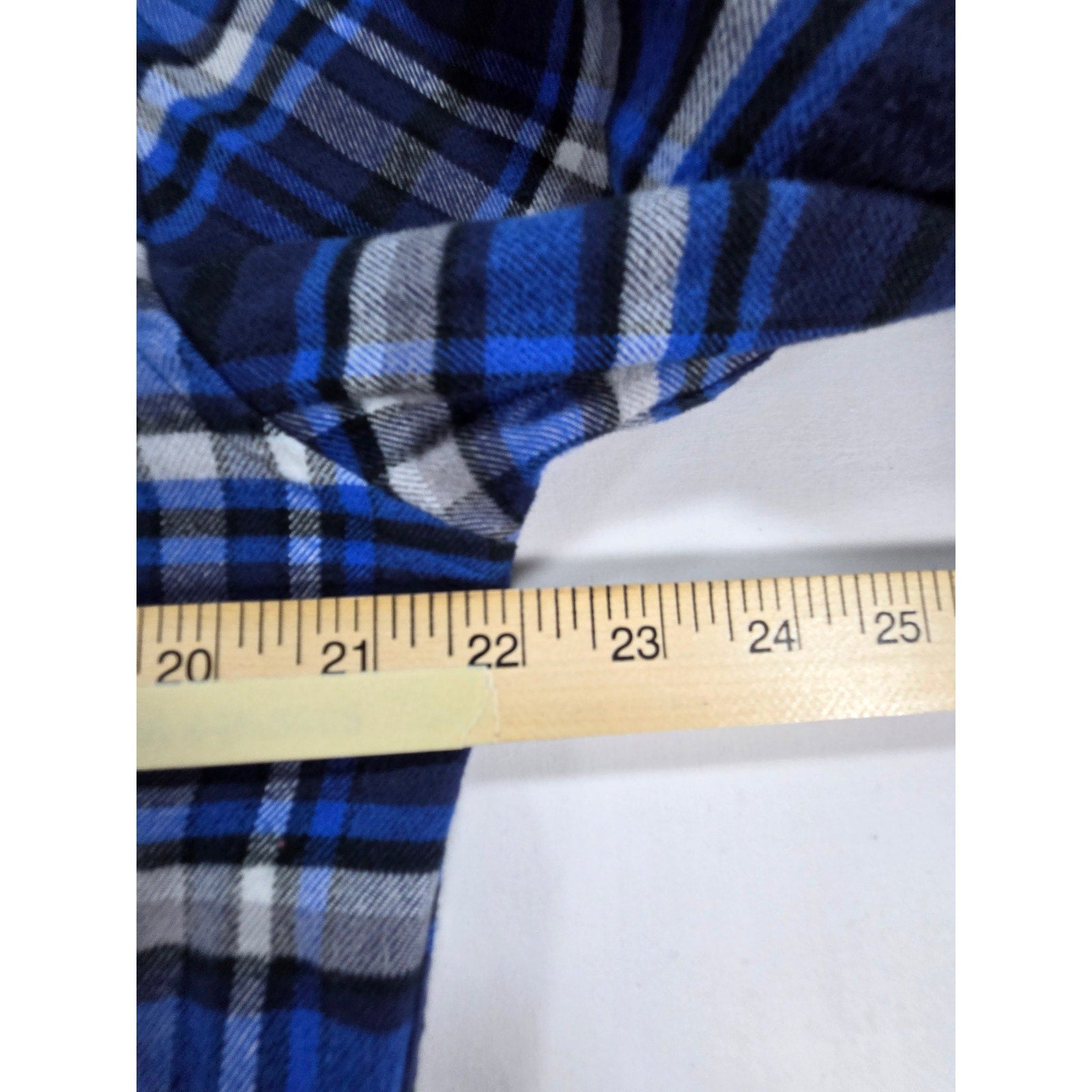 Lands End Plaid Flannel Button Down Shirt Blue Grey – M