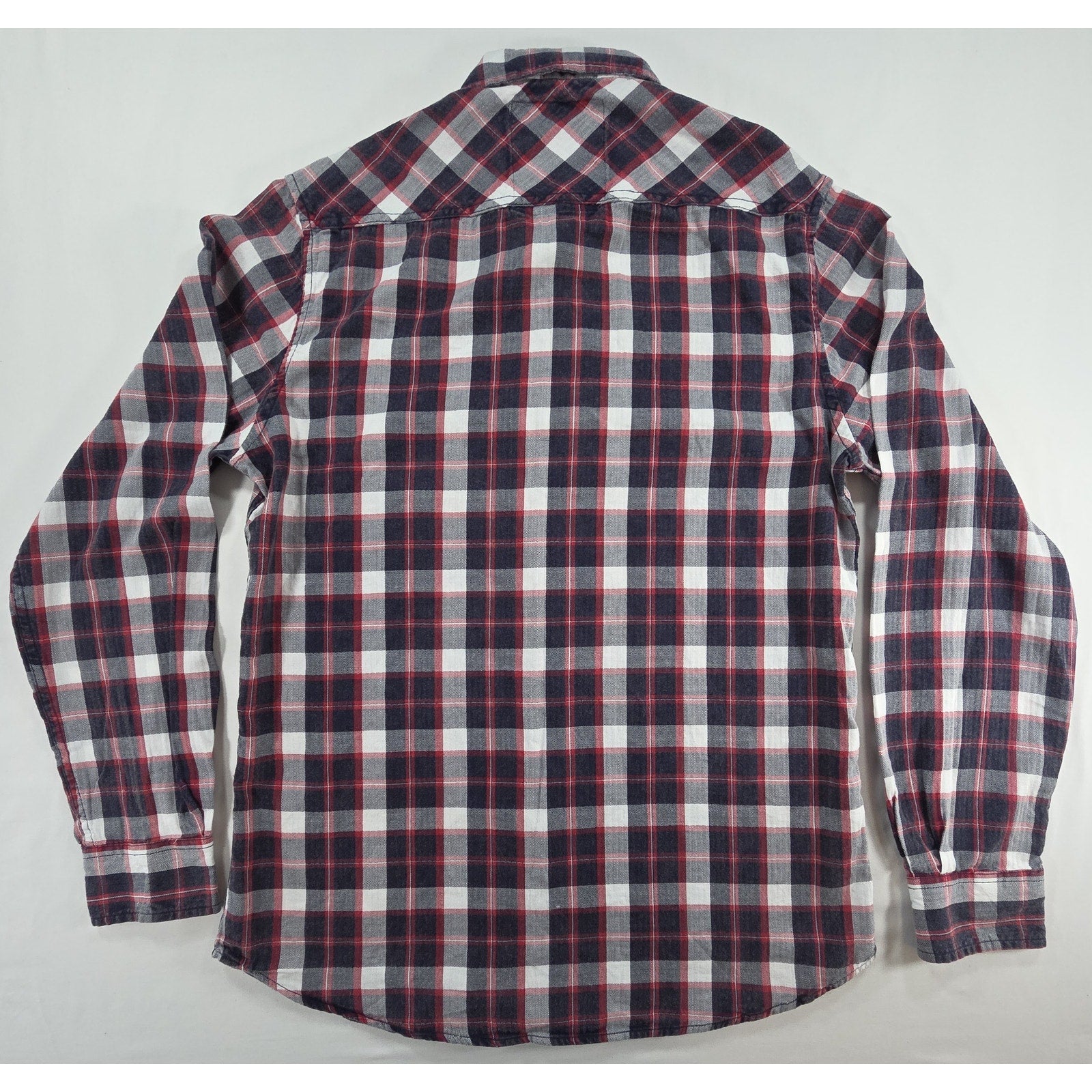Broken Threads Plaid Long Sleeve Button Up Shirt – L
